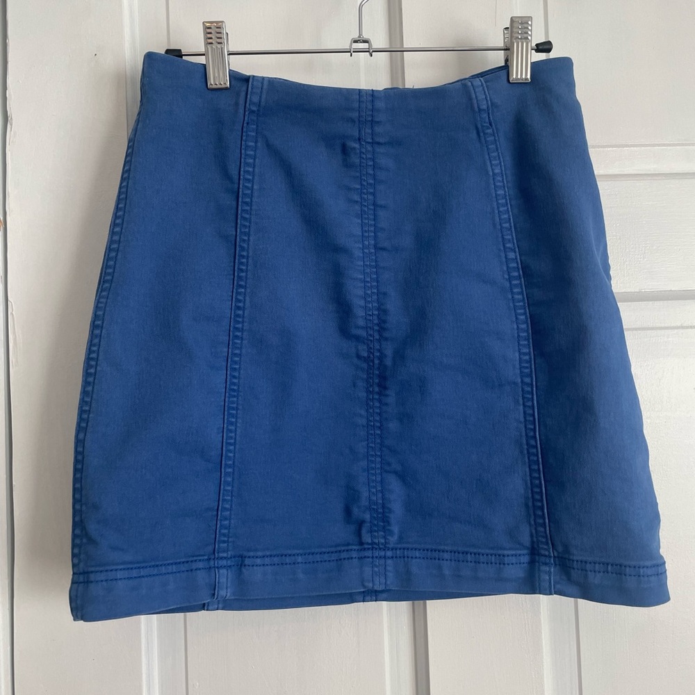Free people modern femme chambray mini skirt, size 6